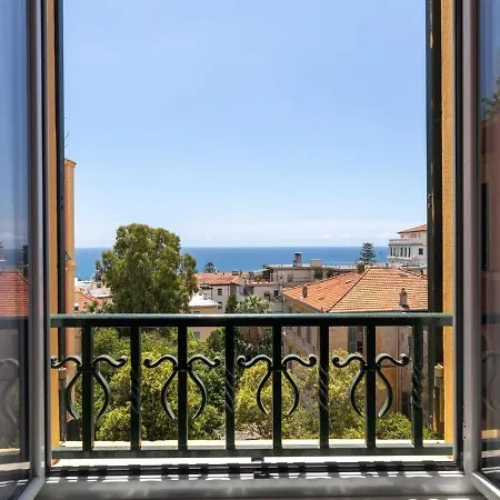 Beautiful In With Balcony *